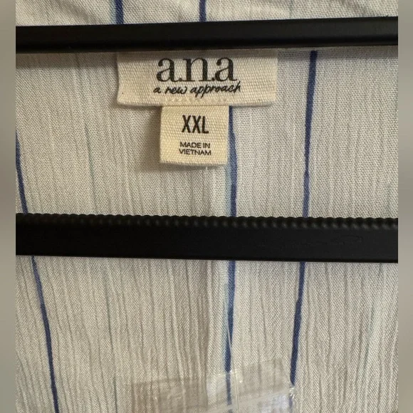 NWOT, size XXL a.n.a. long sleeve white button down blouse with blue stripes - Picture 4 of 14